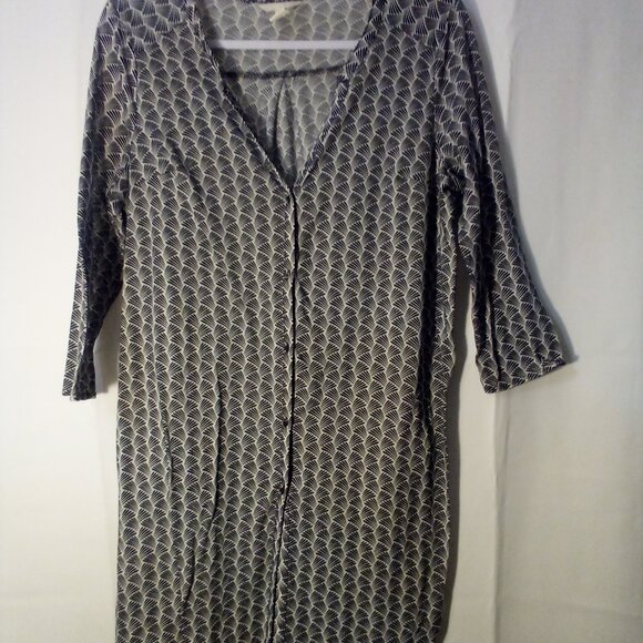 H & M Tunic Top Women M 3/4 Sleeve Button Up Pattern Black White - Picture 2 of 16